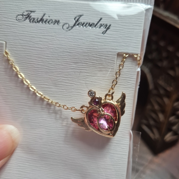 Sailor Moon Cosplay Necklace Crisis Cosmic Heart with Wings S Series - Picture 2 of 6